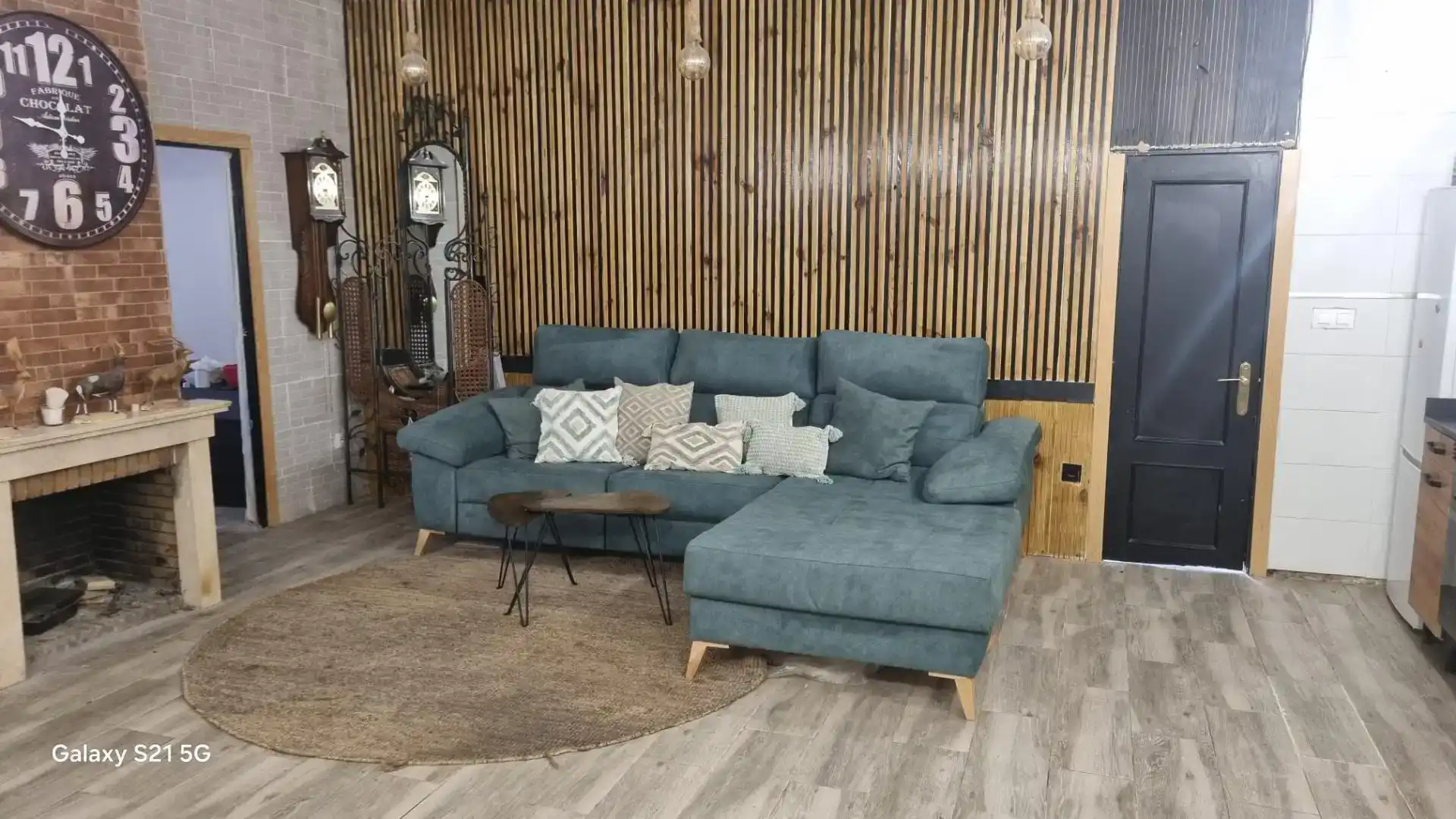 Sala de estar de Casa o chalet en venta en Dos Hermanas con Aire acondicionado, Jardín privado y Trastero