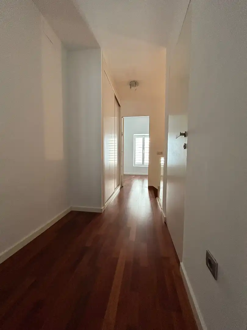 Dúplex de alquiler en Sevilla con Aire acondicionado, Calefacción y Parquet