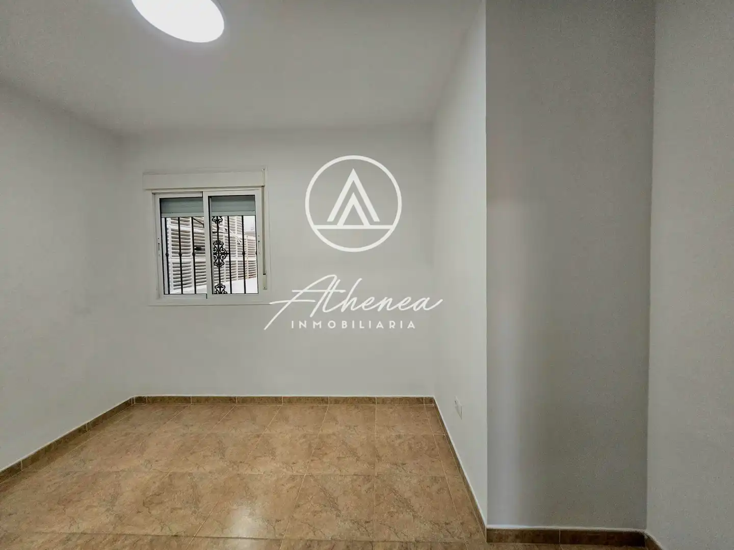 Piso en venta en Roquetas de Mar con Amueblado, Horno y Microondas