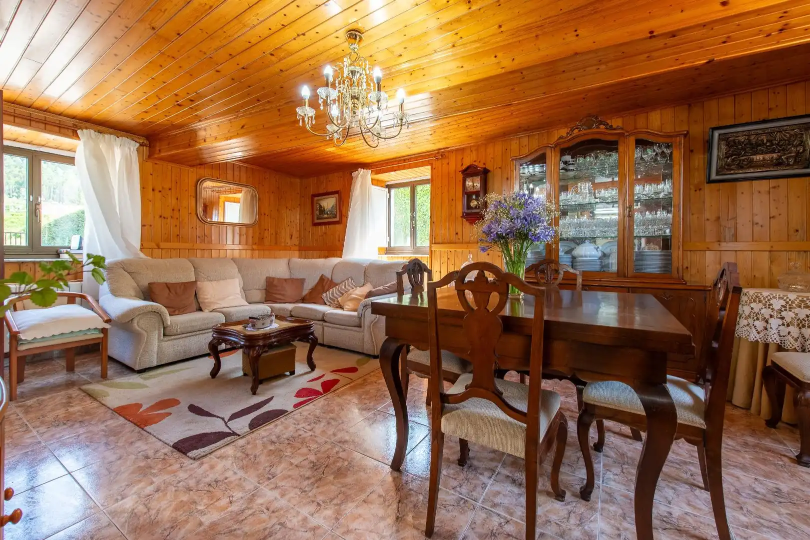 Sala de estar de Casa o chalet en venta en Miño con Calefacción, Trastero y Amueblado