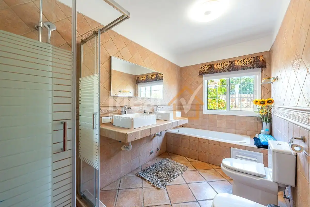 Detached house with pool for sale in Golf del Sur - Amarilla Golf, imagen 24