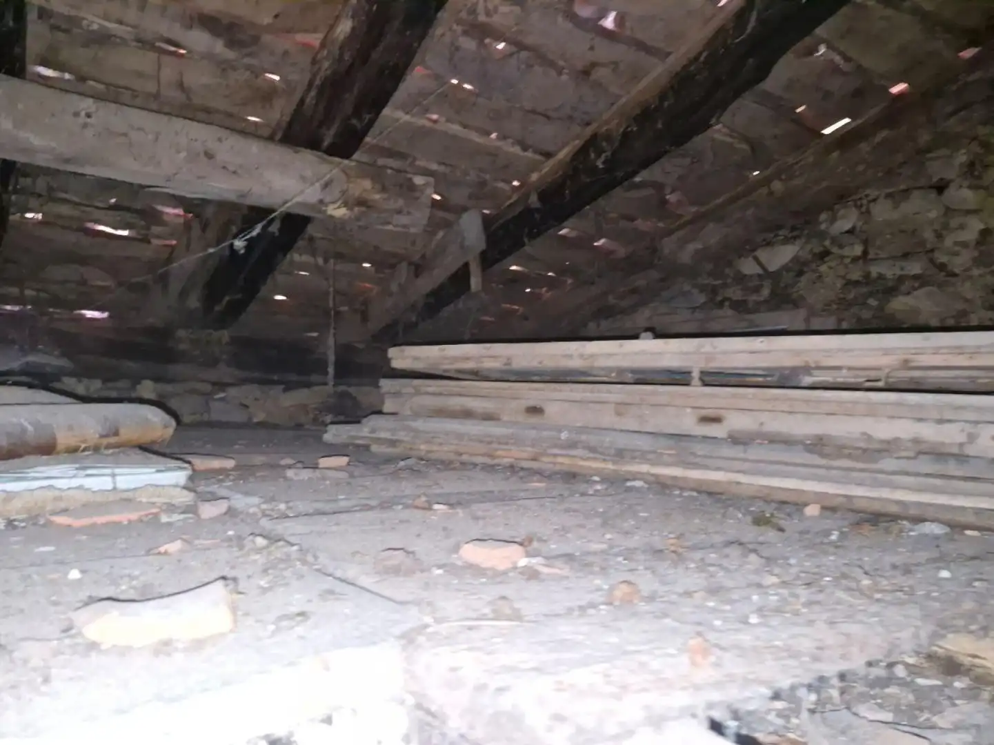 Einfamilien-Reihenhaus zum Verkauf in Arenas de Iguña mit Privatgarten und Balkon