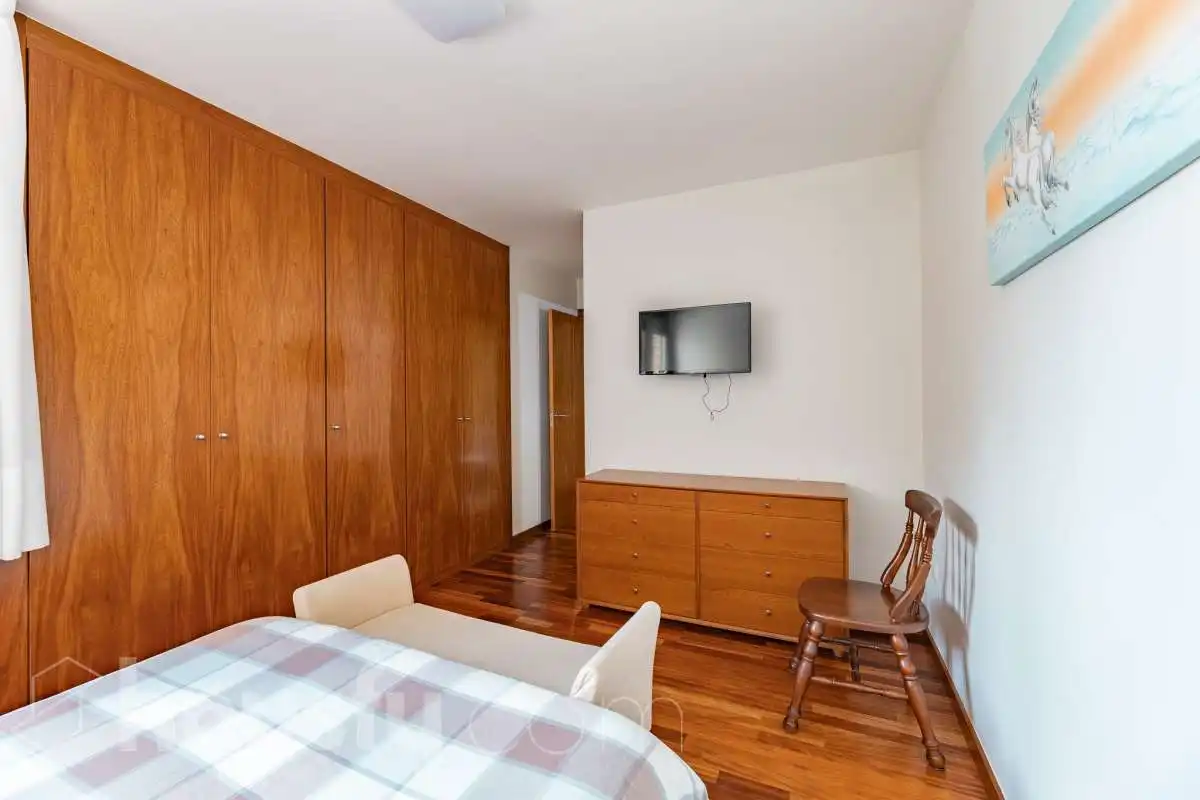 Habitación de Piso en venta en Esplugues de Llobregat con Aire acondicionado, Calefacción y Parquet