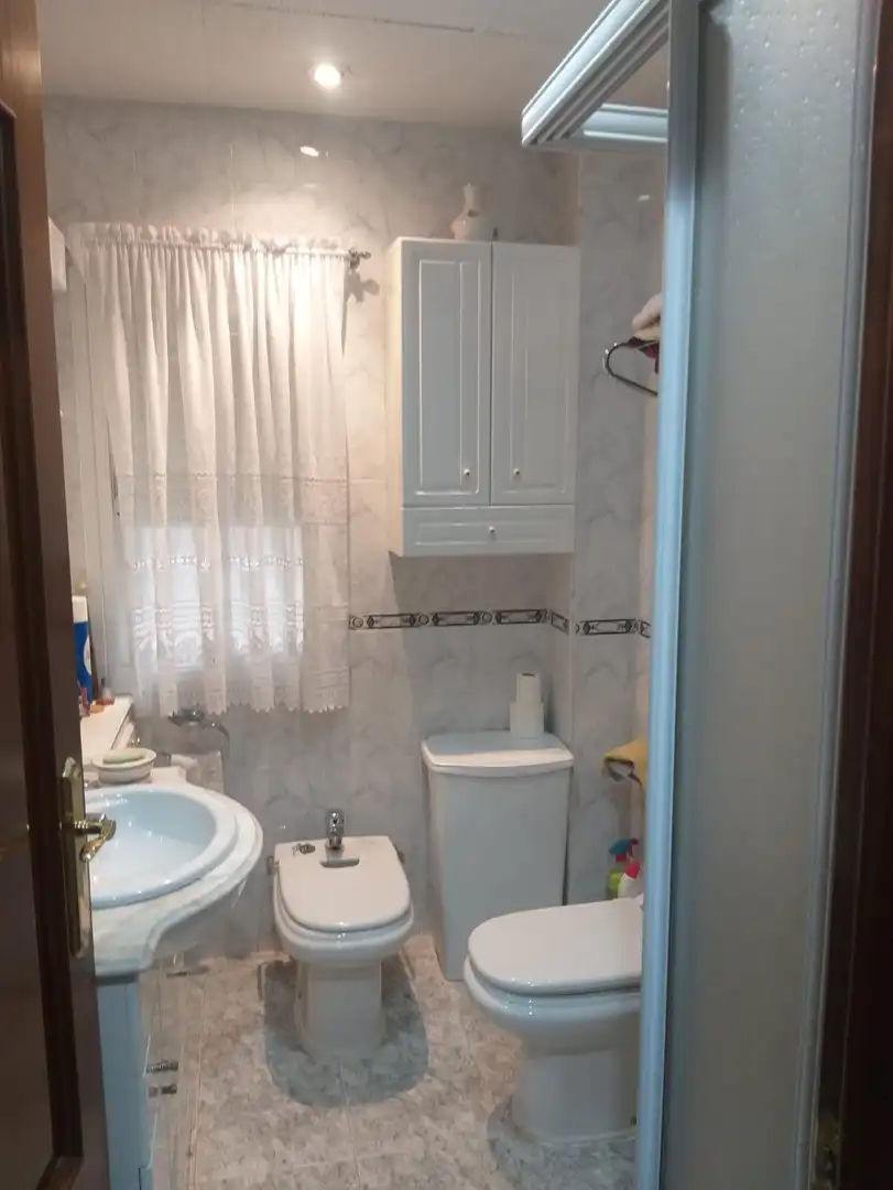 Badezimmer von Wohnung zur Miete in Alcorcón mit Heizung, Parkett und Terrasse