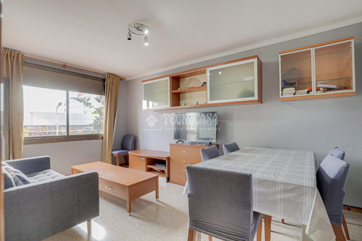 Sala de estar de Piso en venta en Ripollet con Aire acondicionado y Balcón
