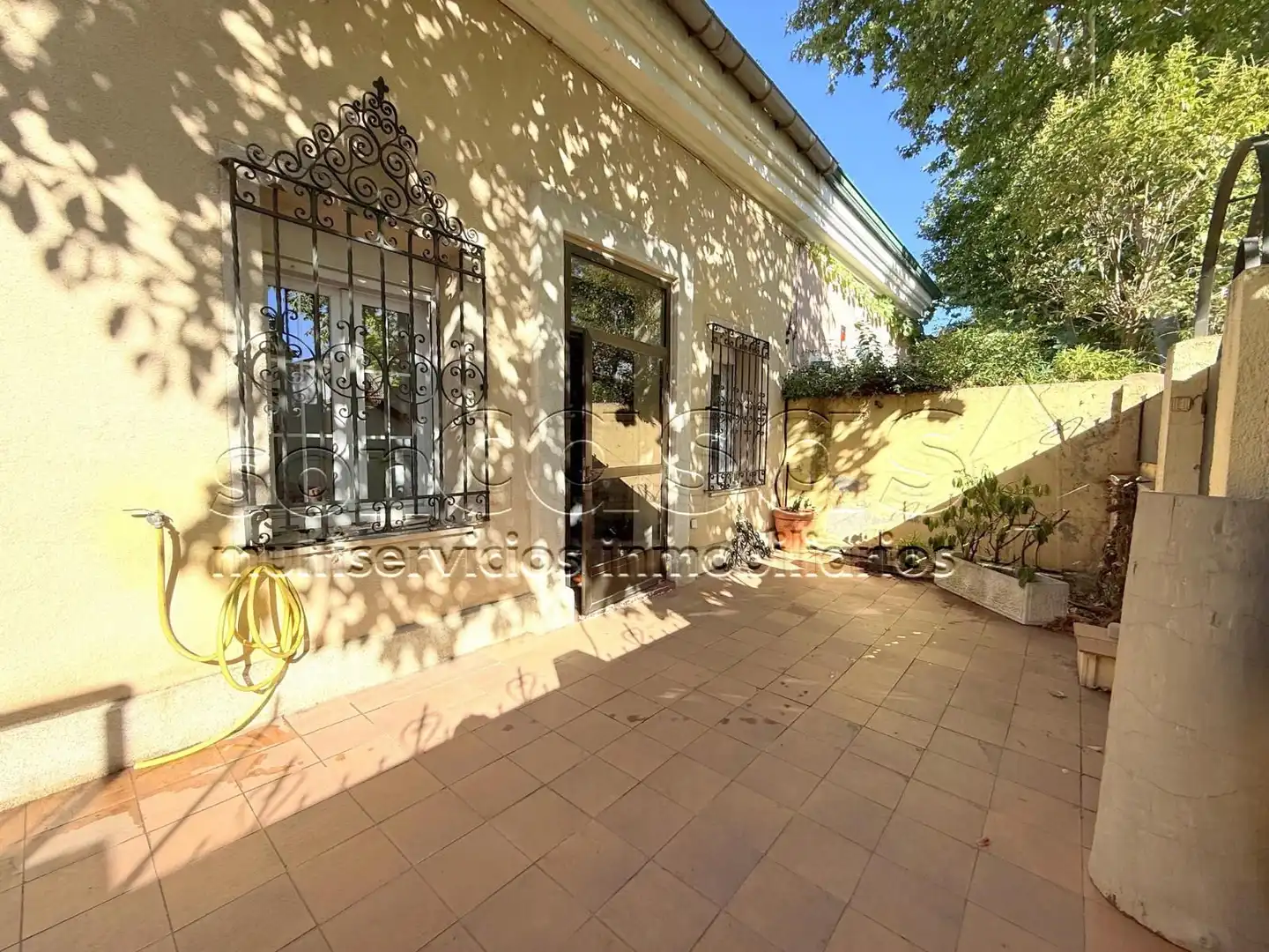 Casa adosada en venta en El Viso