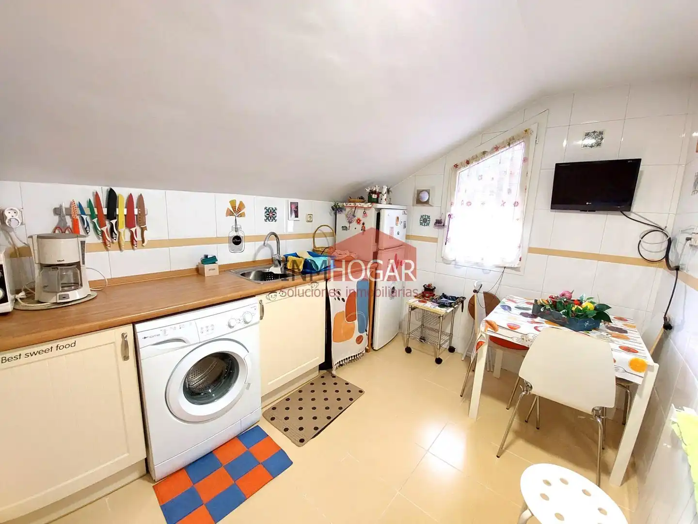 Cocina de Piso en venta en Ávila con Calefacción, Terraza y Amueblado