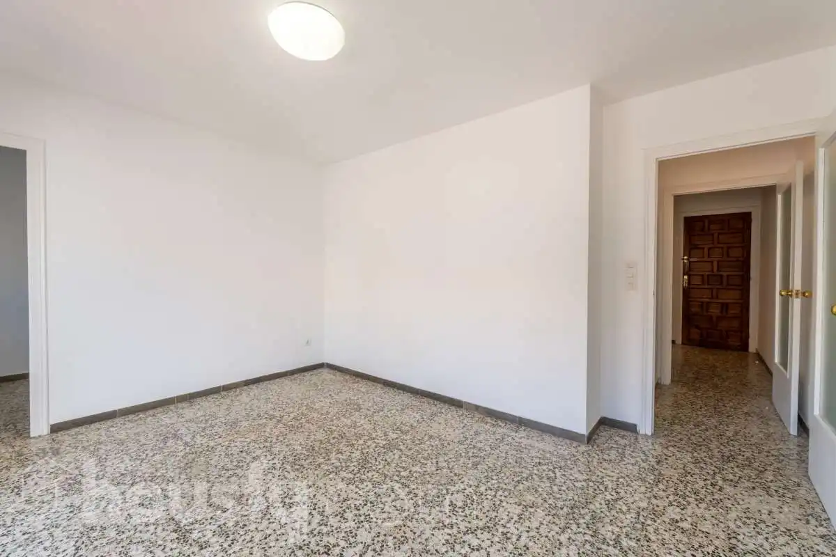 Living room of Attic for sale in Vilanova i la Geltrú  with Terrace and Storage room