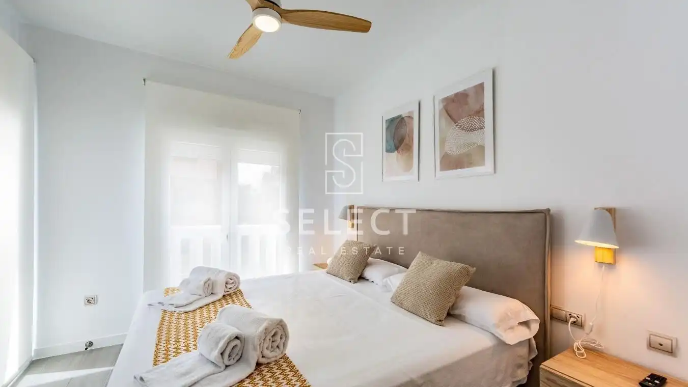 Habitación de Apartamento en venta en Motril con Calefacción, Terraza y Amueblado