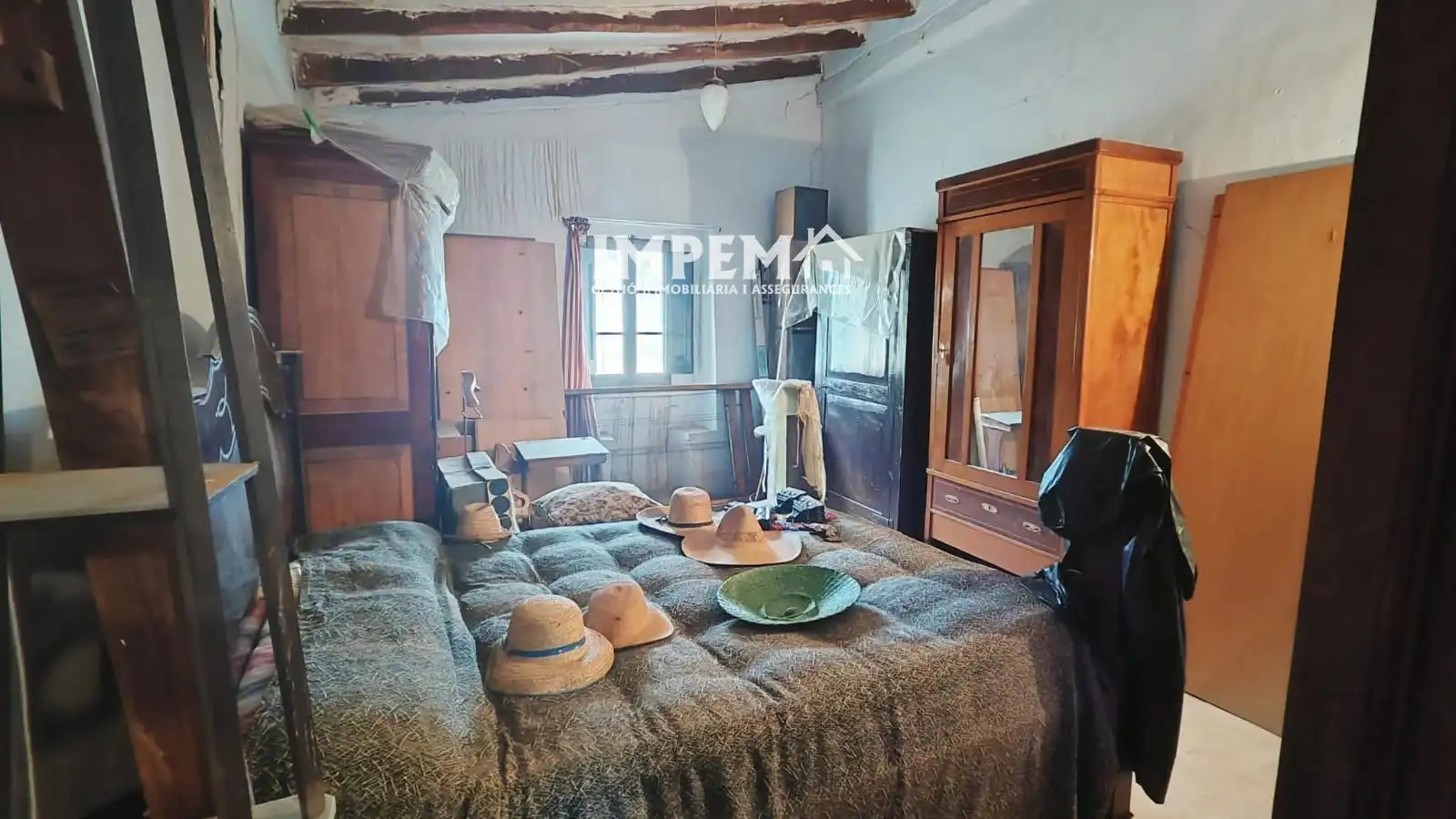 Sala d'estar de Edifici en venda en Santa Fe del Penedès