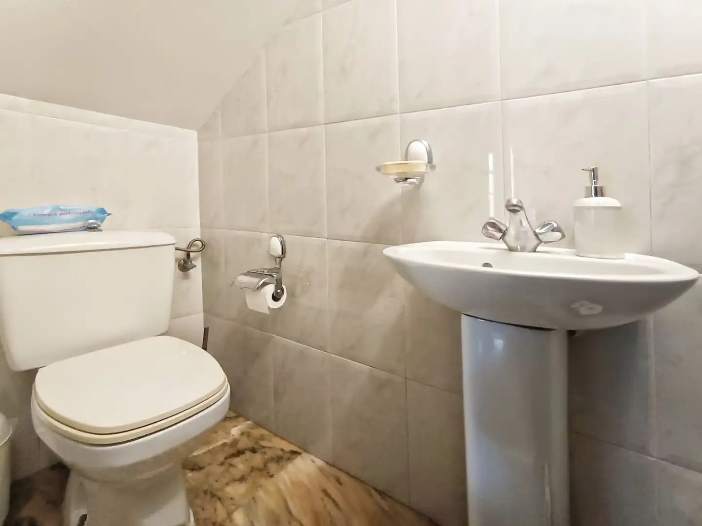 Bany de Casa o xalet en venda en Cambados amb Calefacció, Terrassa i Traster