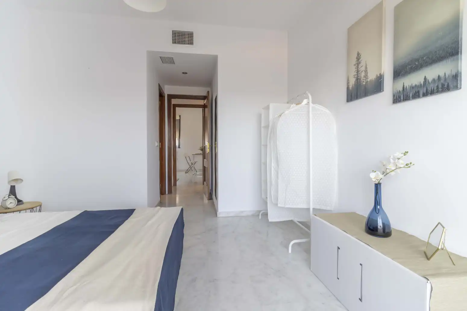 Schlafzimmer von Wohnung zum Verkauf in Mairena del Aljarafe mit Klimaanlage, Privatgarten und Terrasse