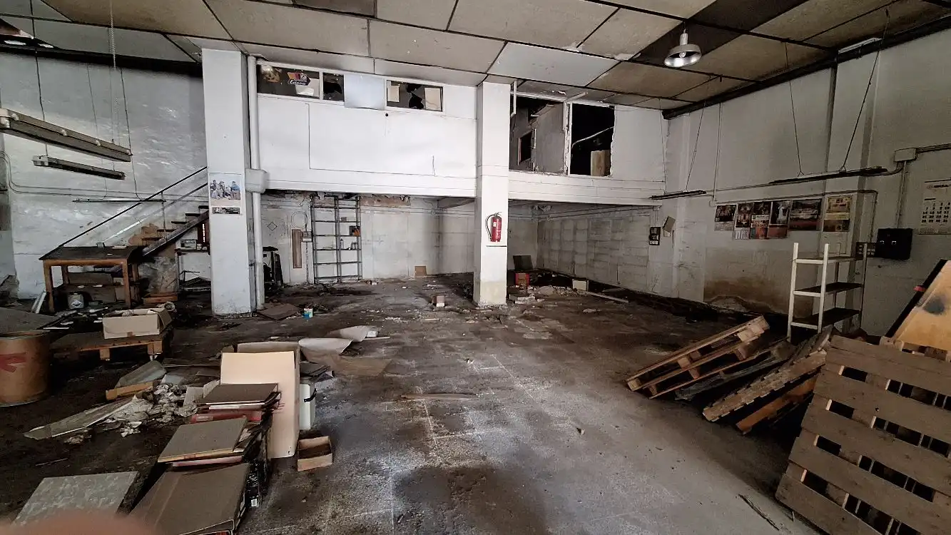 Nau industrial en venda en Tavernes de la Valldigna