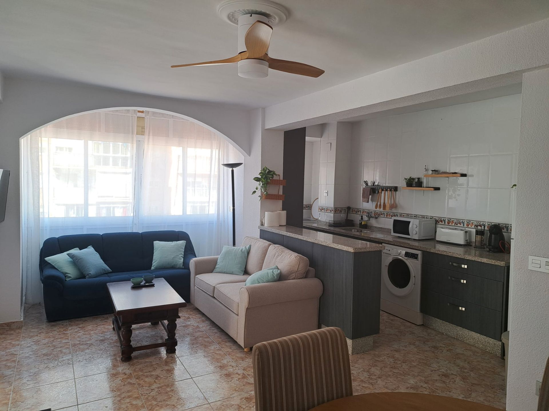 Sala d'estar de Pis de lloguer en Málaga Capital amb Moblat, Forn i Rentadora