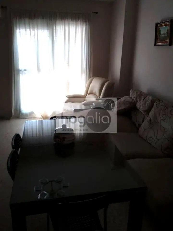 Habitación de Piso de alquiler en Sevilla con Aire acondicionado, Amueblado y Balcón