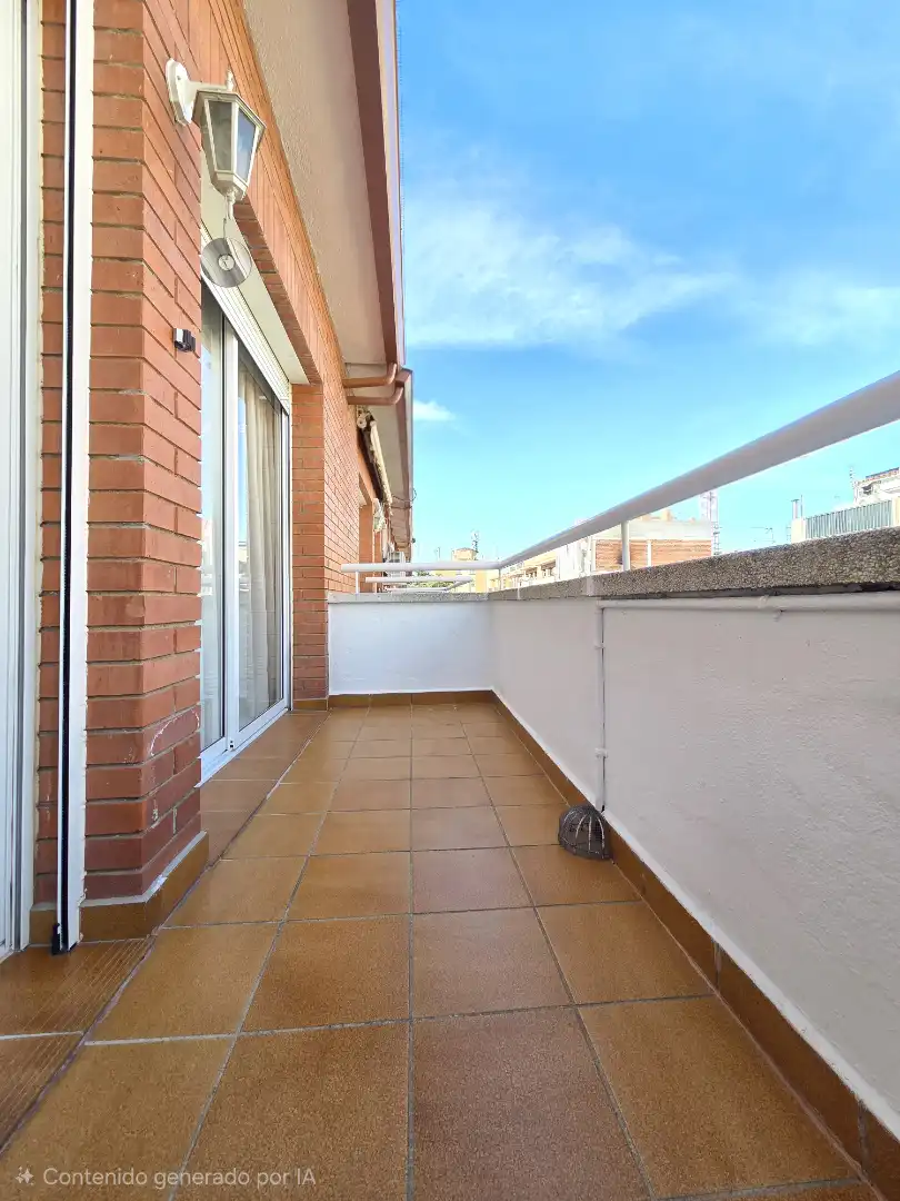 Terrassa de Casa adosada en venda en Cerdanyola del Vallès amb Aire condicionat, Calefacció i Terrassa