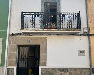 Exterior view of House or chalet for sale in Zarza la Mayor  with Storage room and Furnished