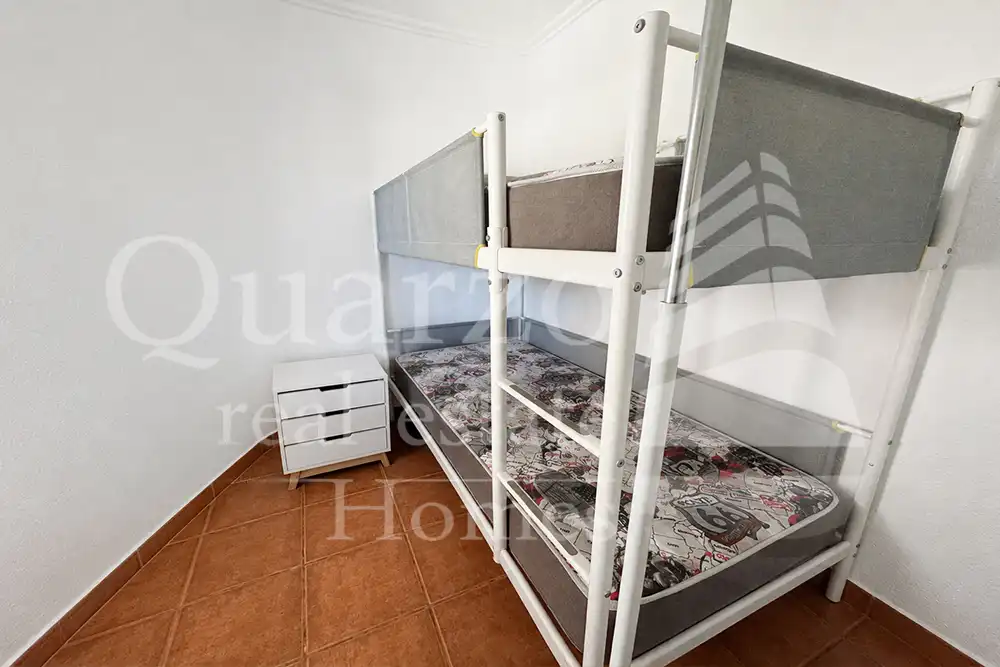 Habitación de Apartamento en venta en Dénia con Calefacción, Jardín privado y Amueblado