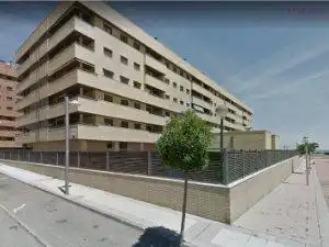 Flat with pool to rent in REMBRANDT