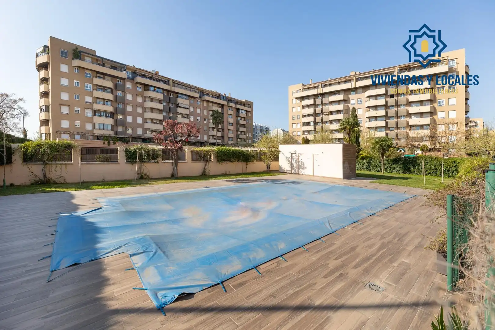 Flat for sale in Calle Calle Mecina-Bombarón, Rosaleda - Juventud