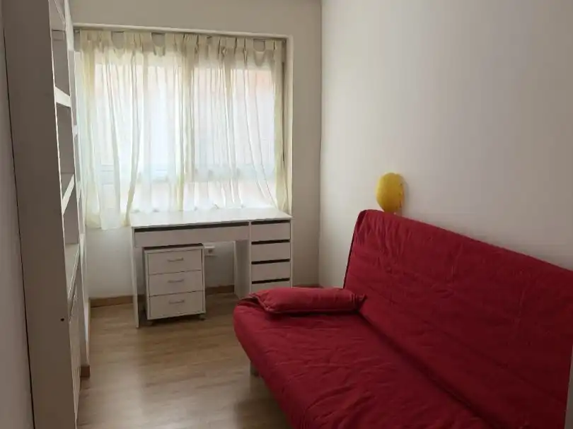 Bedroom of Flat for rent in  Zaragoza Capital  with Air Conditioner