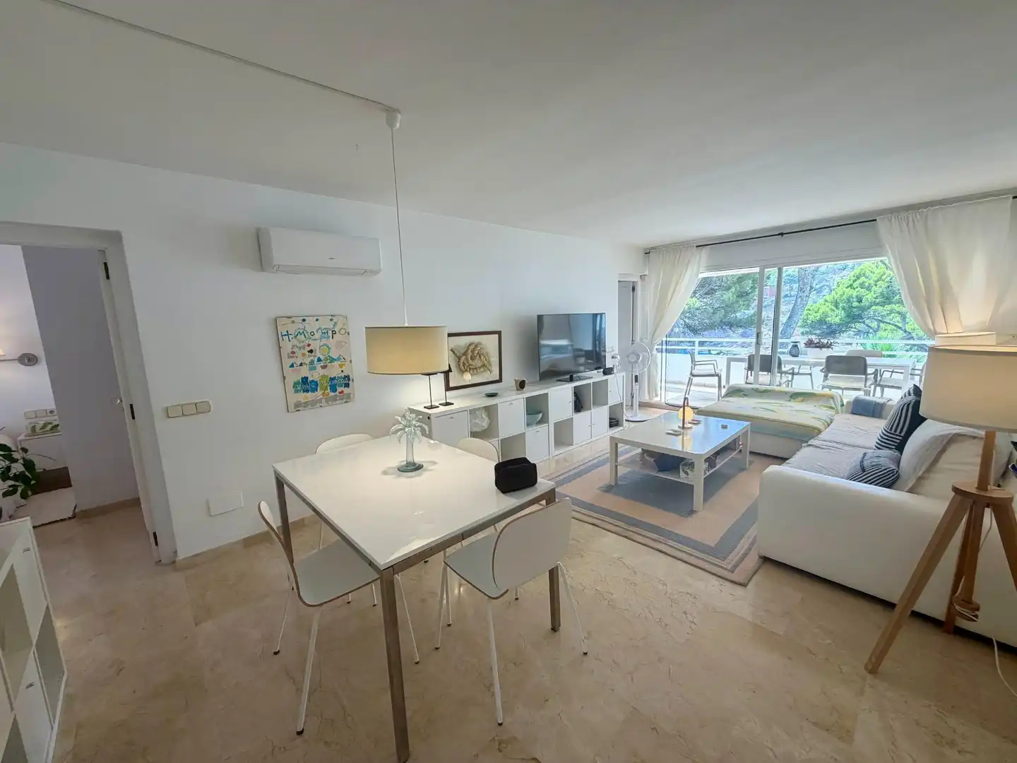 Sala de estar de Ático de alquiler en Andratx con Aire acondicionado, Calefacción y Jardín privado
