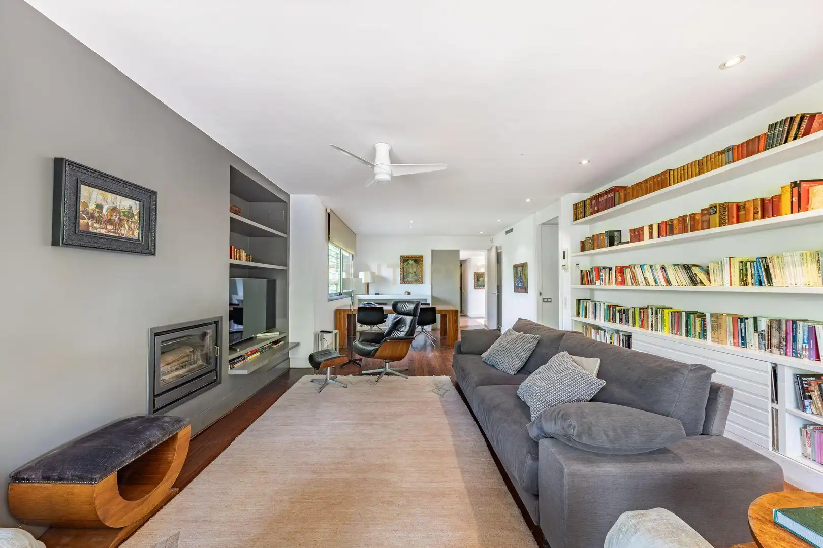 Living room of Houses for sale in Sant Cugat del Vallès