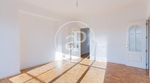 Photo 4 of Flat to rent in C. de Clara del Rey, Prosperidad, Madrid