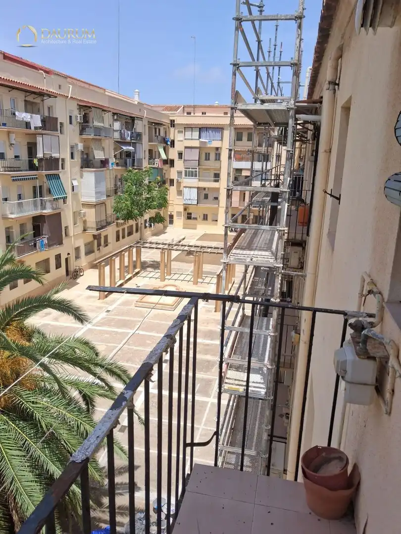 Exterior view of Flat for sale in Valencia  with Terrace and Storage room