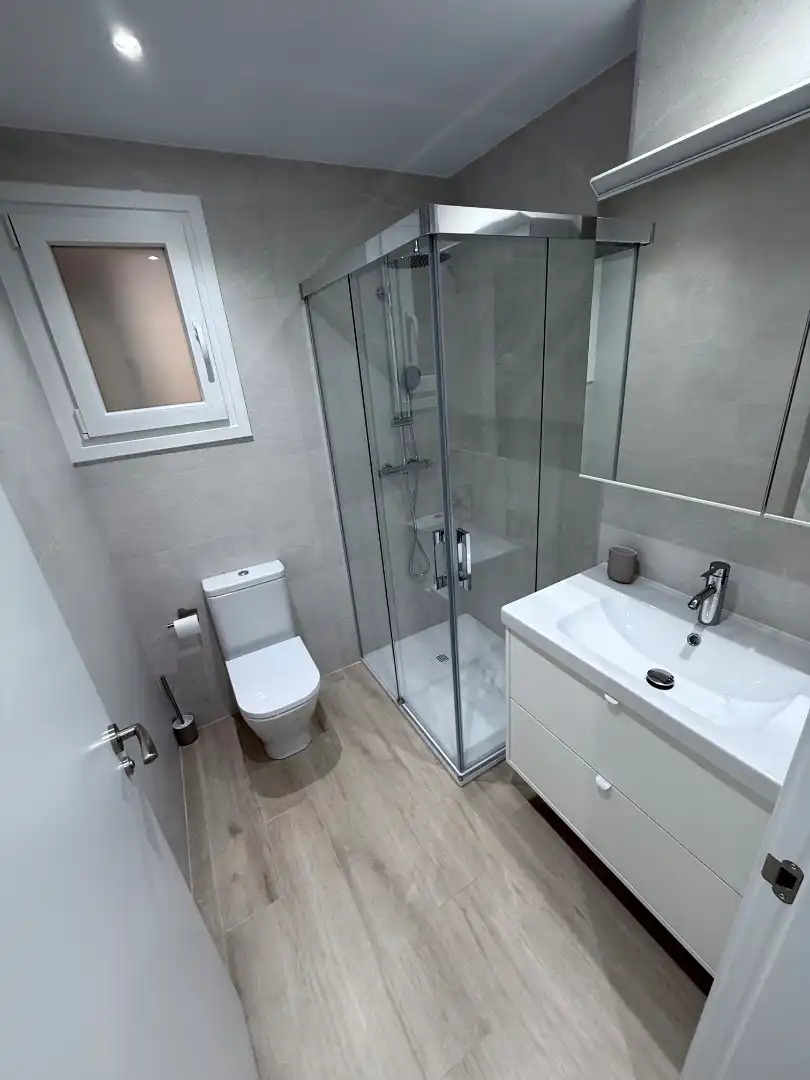 Baño de Piso en venta en Alcalá la Real con Aire acondicionado y Calefacción