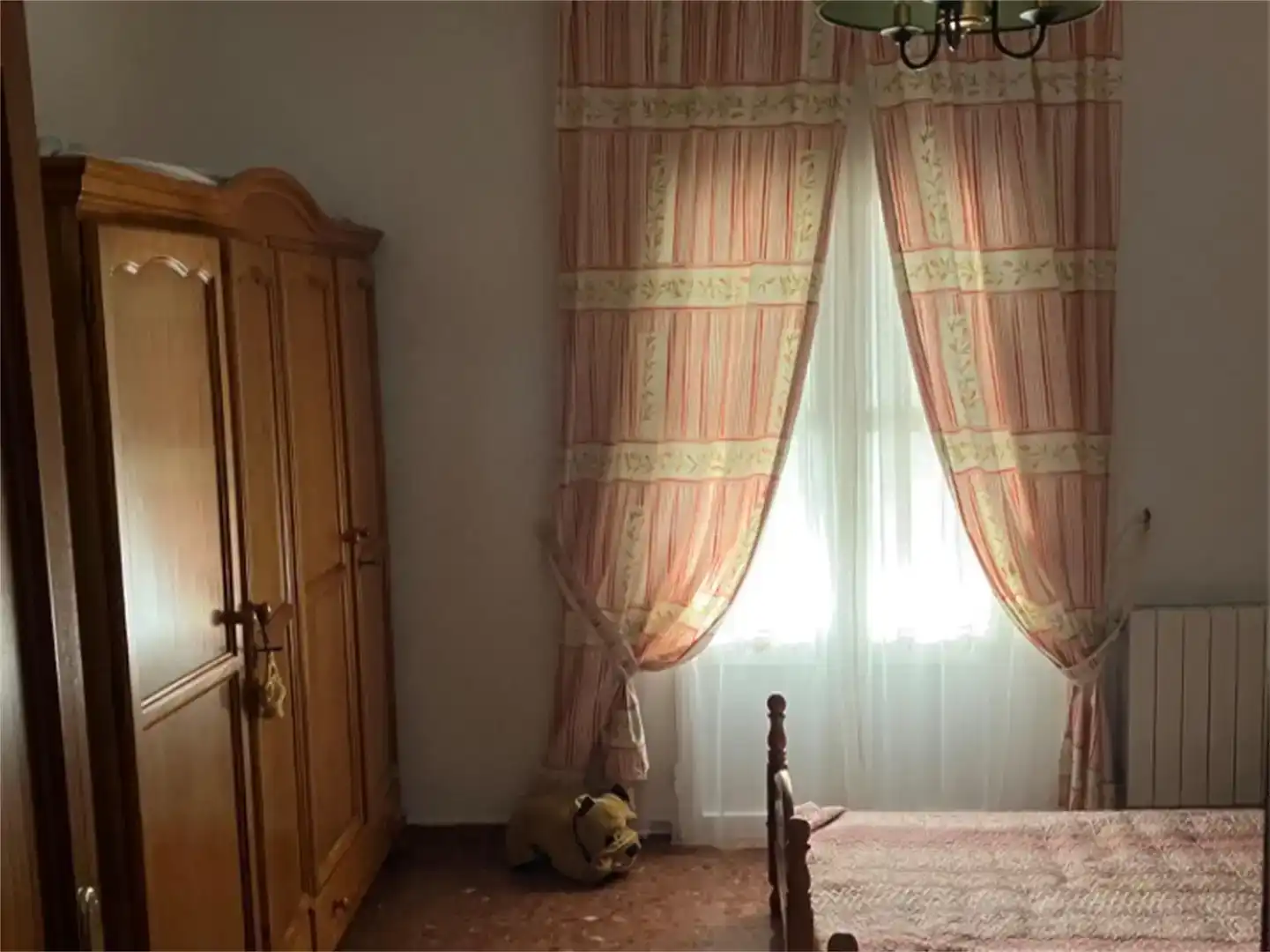Dormitori de Casa o xalet en venda en Constantina amb Aire condicionat, Jardí privat i Traster