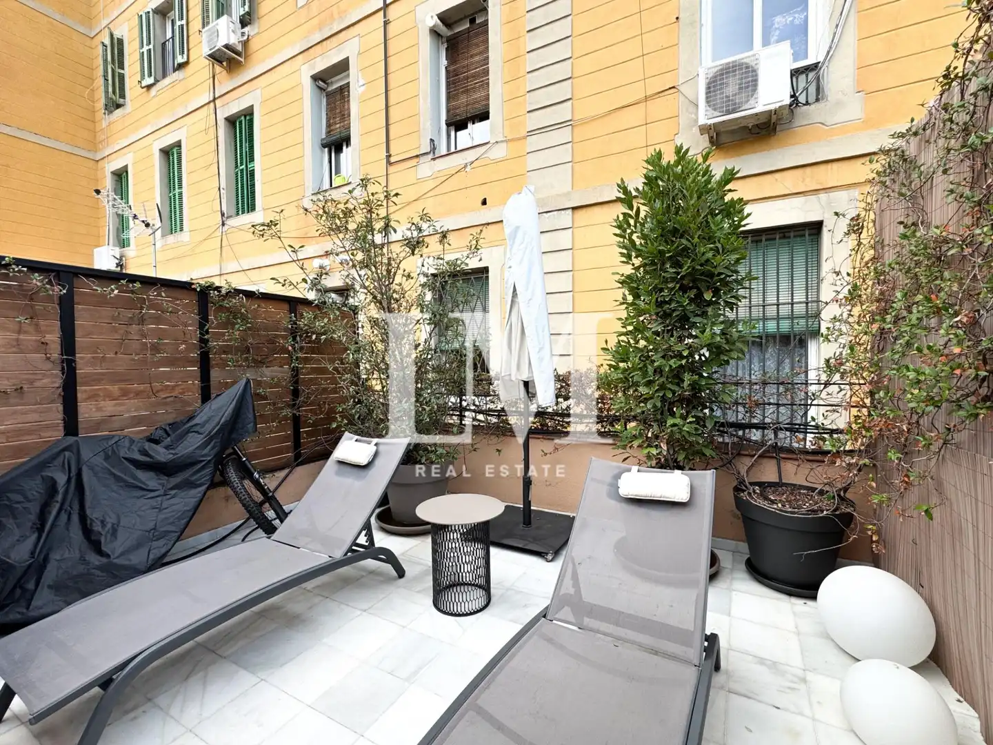 Terraza de Casa adosada de alquiler en Barcelona con Aire acondicionado, Jardín privado y Terraza