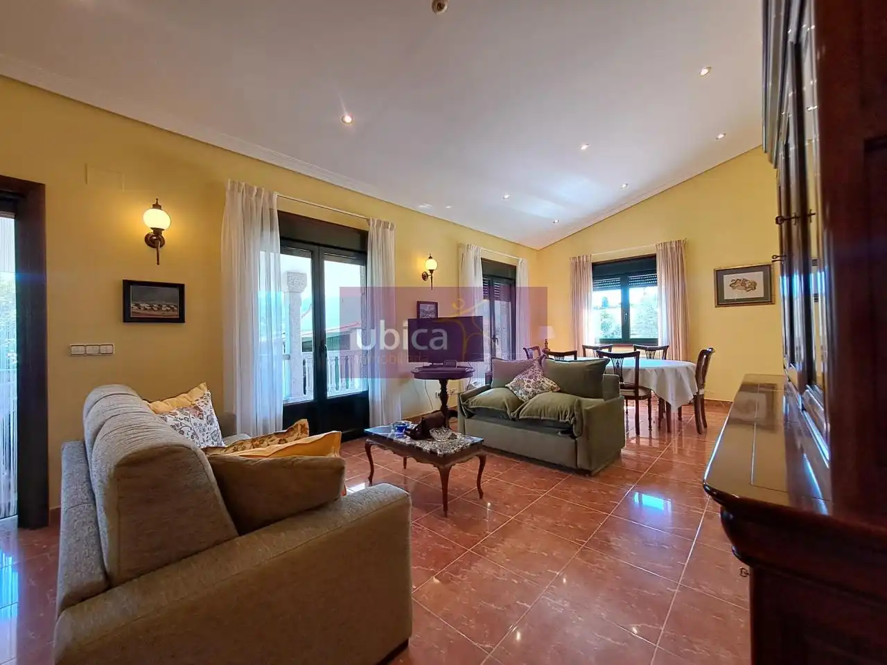 Sala de estar de Casa o chalet en venta en Arbo con Calefacción, Jardín privado y Terraza