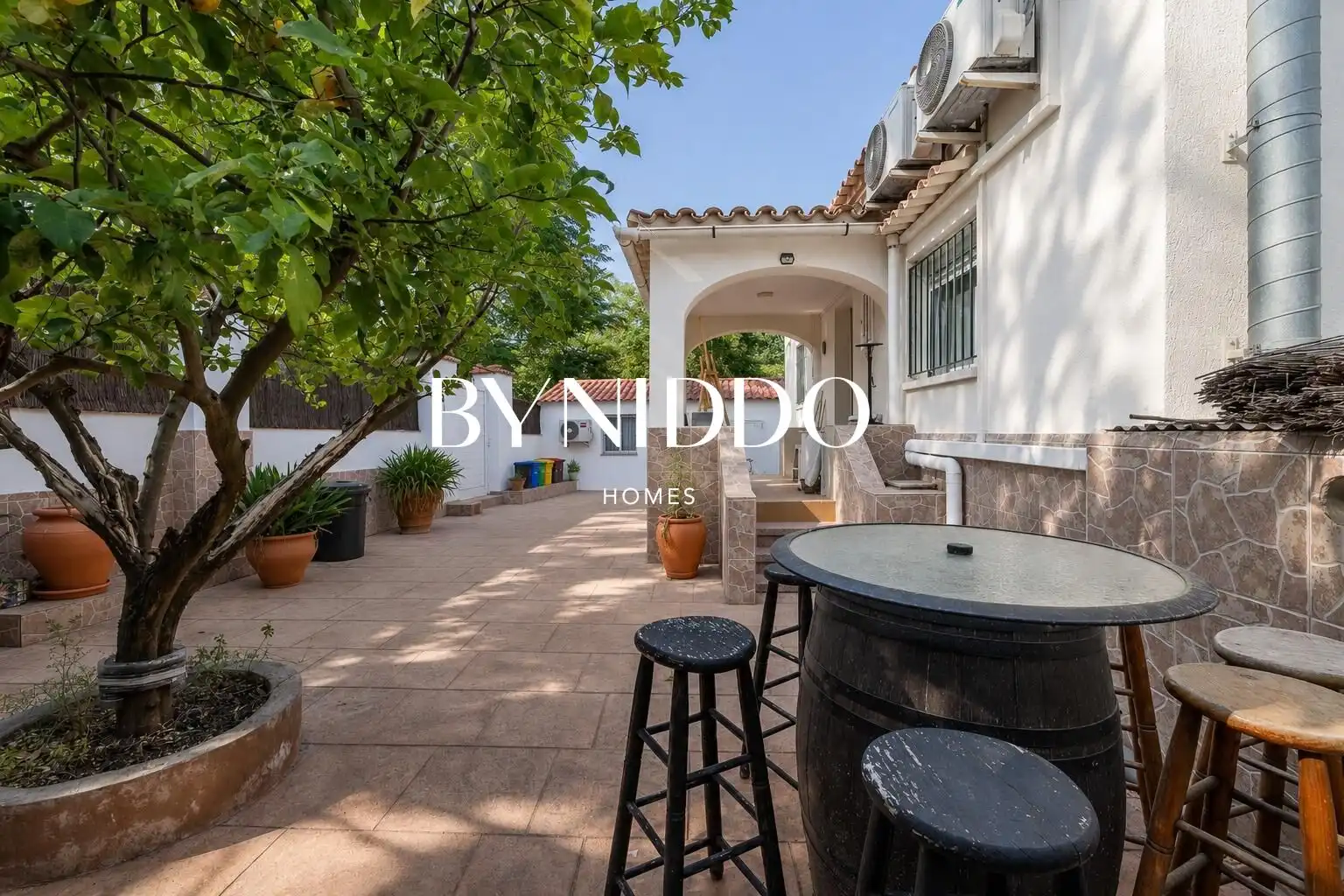 Terrassa de Casa o xalet en venda en Sant Cugat del Vallès amb Aire condicionat, Calefacció i Jardí privat