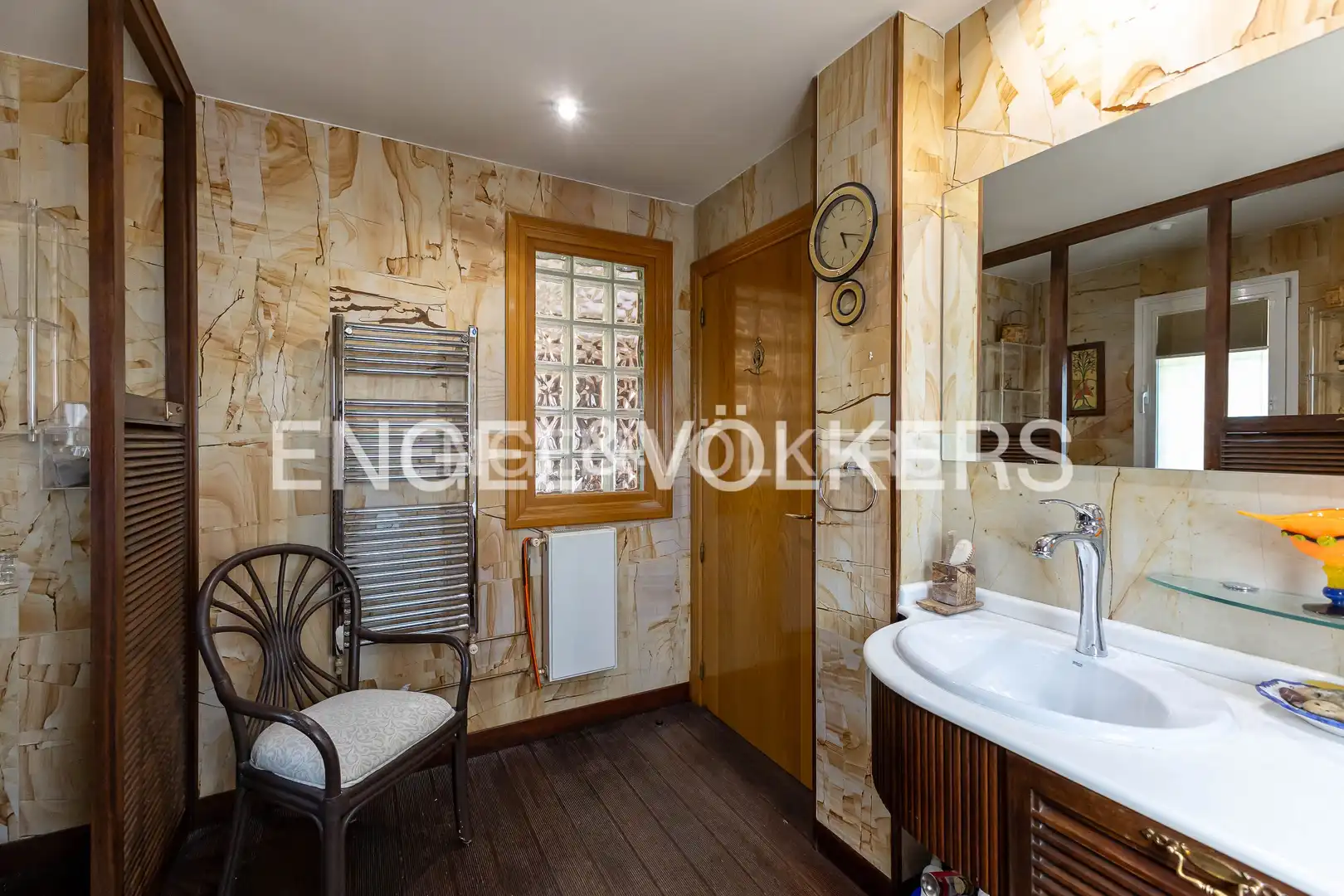 Bathroom of Houses for sale in Majadahonda  with Air Conditioner, Heating and Private garden