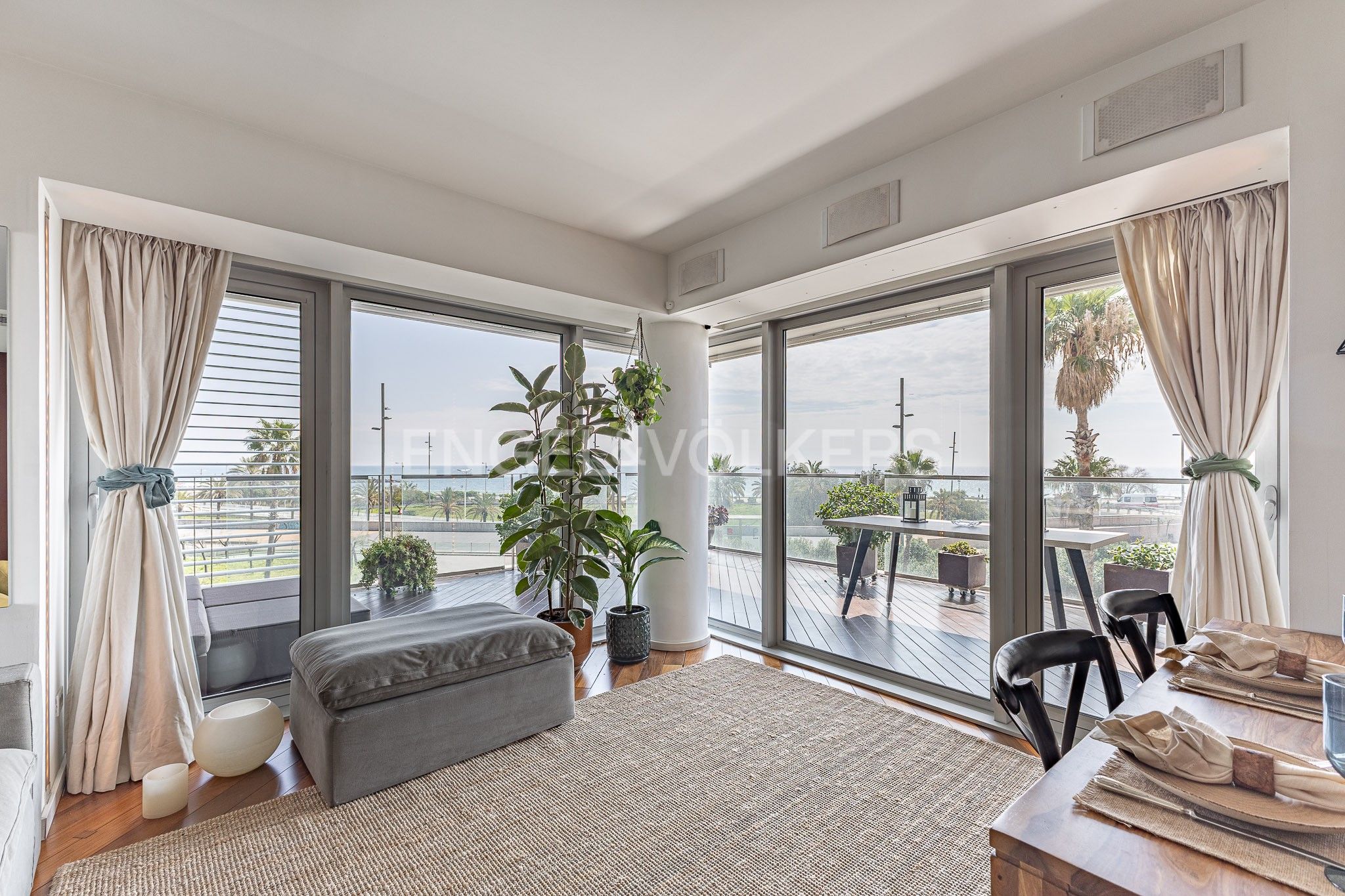 Living room of Apartment to rent in  Barcelona Capital  with Air Conditioner, Heating and Terrace