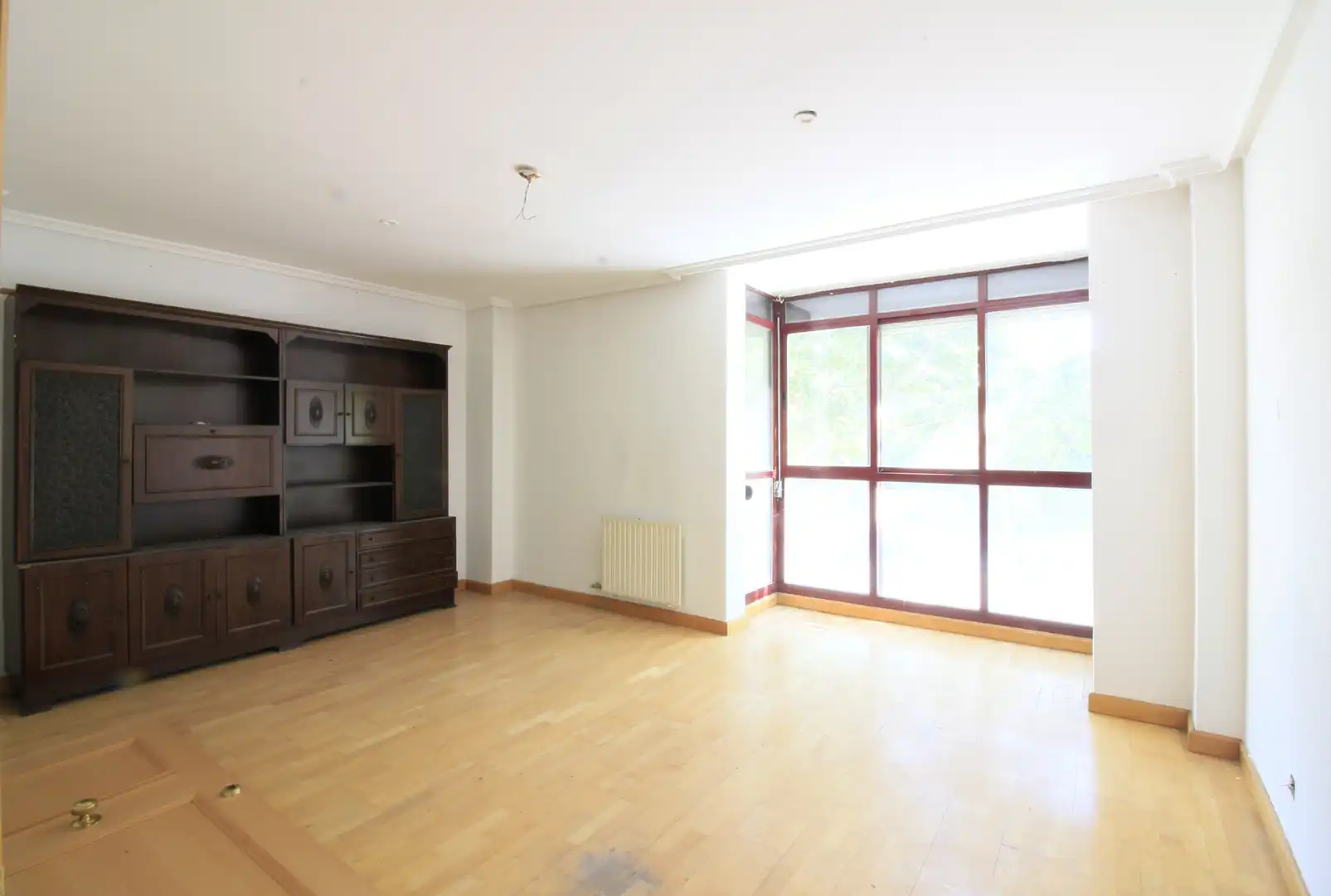 Sala d'estar de Pis en venda en Madrid amb Parquet, Traster i Alarma
