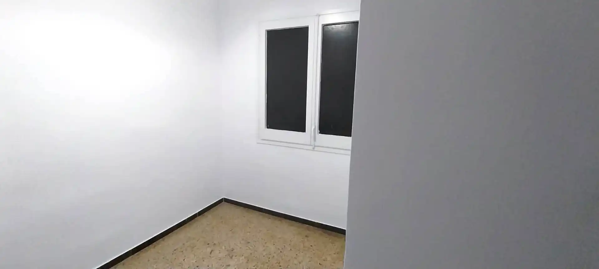 Habitación de Piso en venta en Barcelona con Horno
