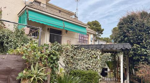 Foto 2 de Casa adosada en venta en Carrer Petunia, Costa Cunit - Els Jardins - Els Rosers, Cunit