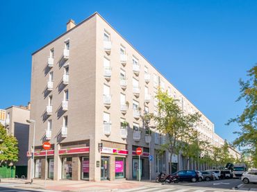 Wohnung mit Balkon zum Verkauf in Calle CONCEJO DE AZPA 11