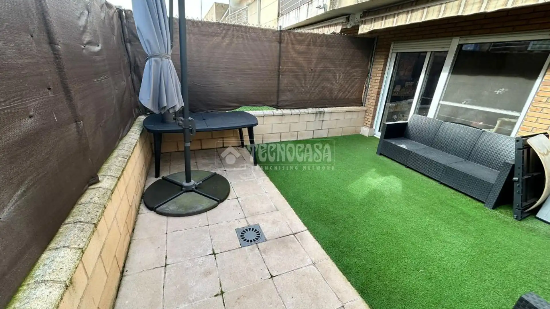 Terraza de Casa adosada en venta en  Zaragoza Capital con Calefacción, Parquet y Terraza