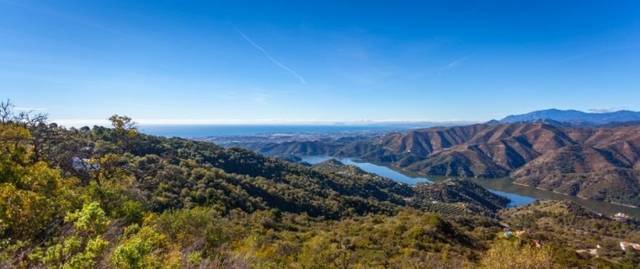 Apartamento en Venta en Calle carro del lago en Istán