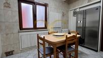 Cuina de Pis en venda en Cangas de Onís amb Calefacció i Traster
