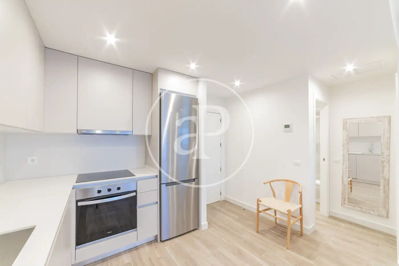 Flat for rent in C/ del Maestro Guerrero, Universidad - Malasaña
