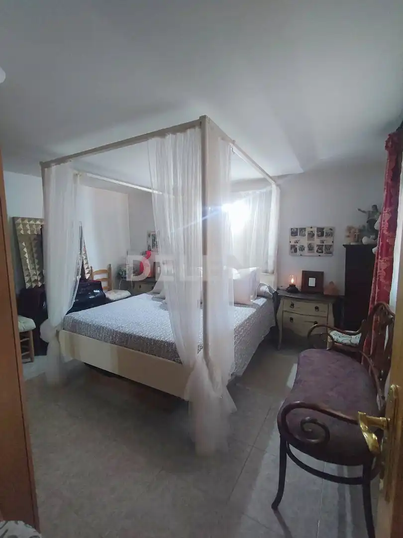 Dormitori de Casa o xalet en venda en Hellín amb Aire condicionat, Moblat i Forn