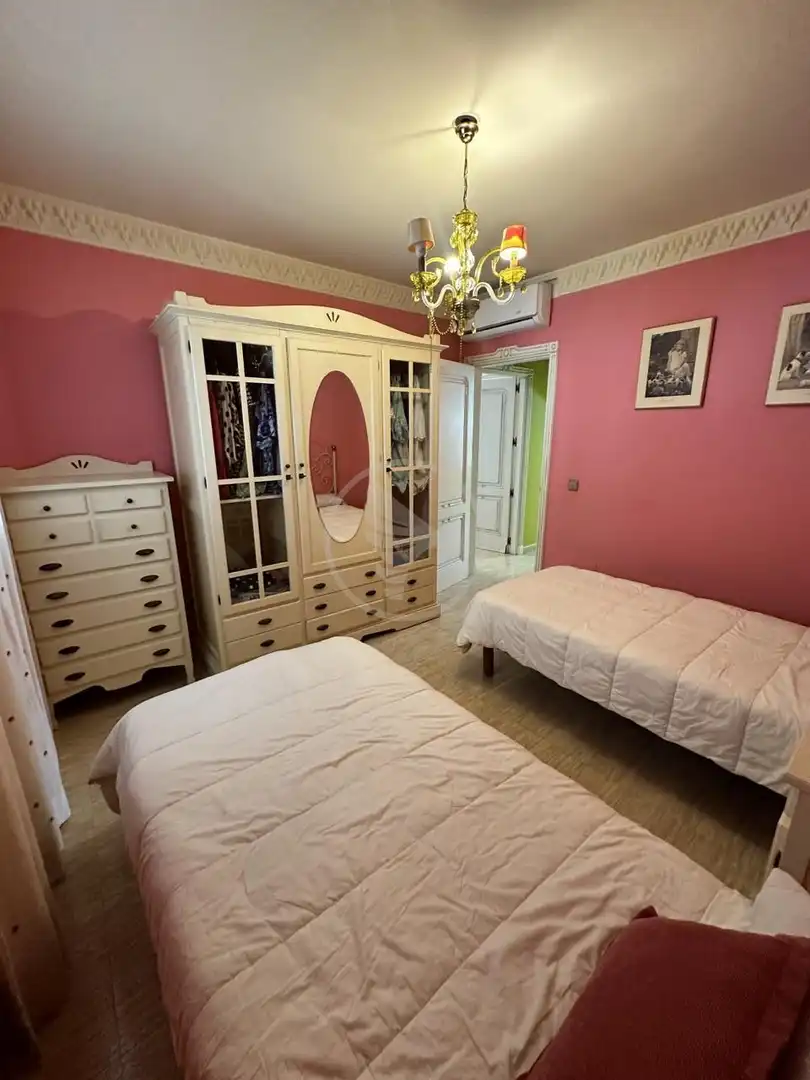 Dormitori de Casa o xalet en venda en Fuengirola amb Aire condicionat i Terrassa