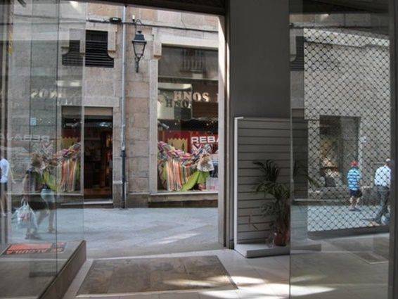 Local comercial en Alquiler en Casco Viejo