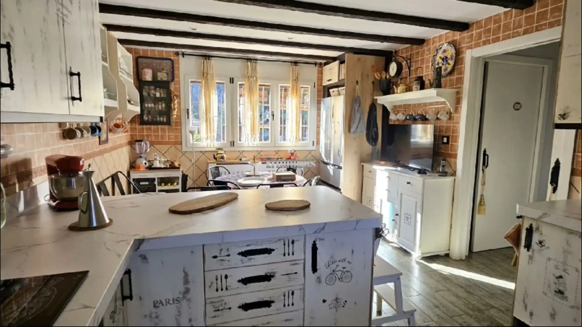 Küche von Haus oder Chalet zum Verkauf in Rubí mit Klimaanlage, Heizung und Privatgarten