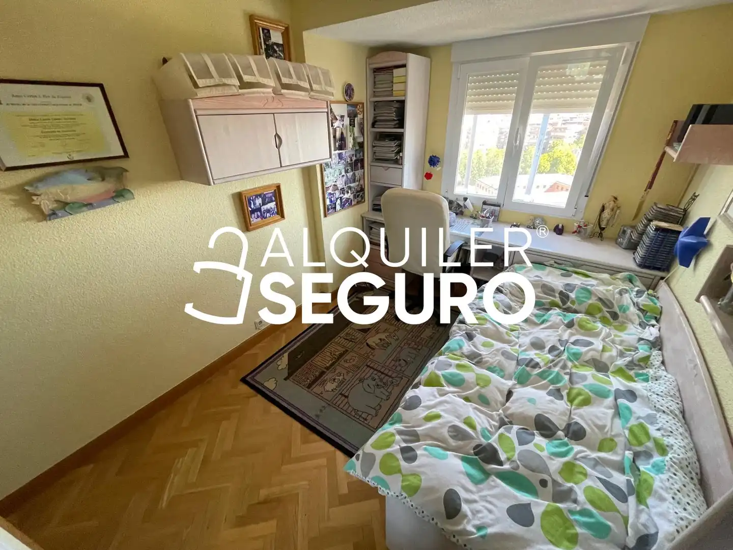 Habitación de Piso de alquiler en Madrid con Calefacción, Terraza y Amueblado