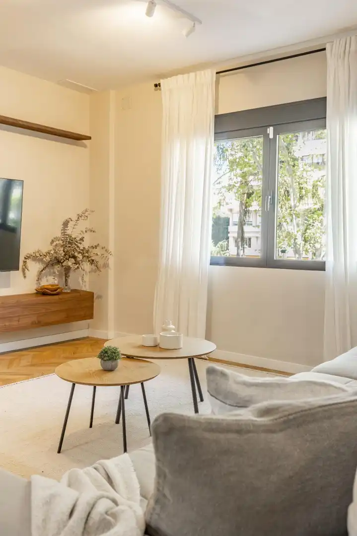 Living room of Flat for rent in Valencia  with Air Conditioner, Heating and Storage room